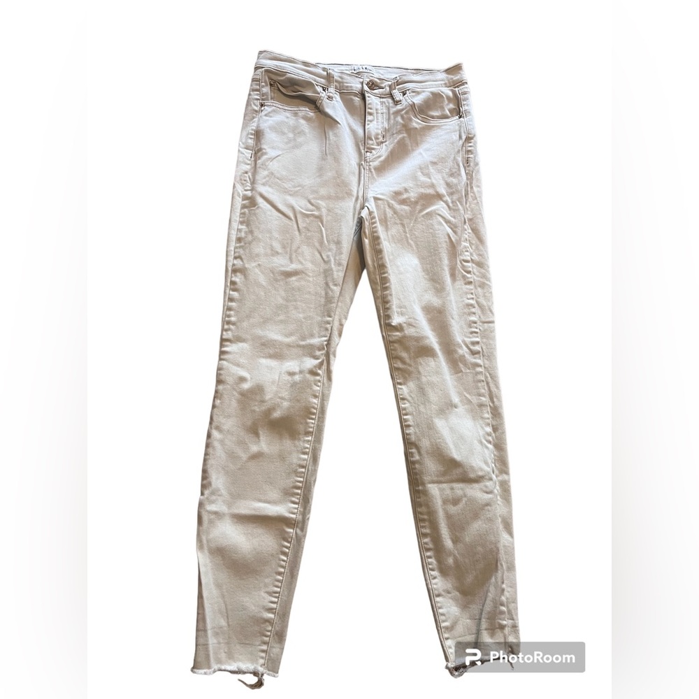 Nicole Miller New York size 8 creamy white high rise ankle skinny jeans